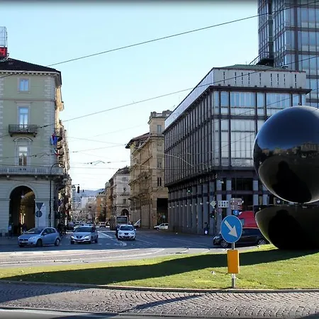 Yhome | Royal Vittorio アパート *