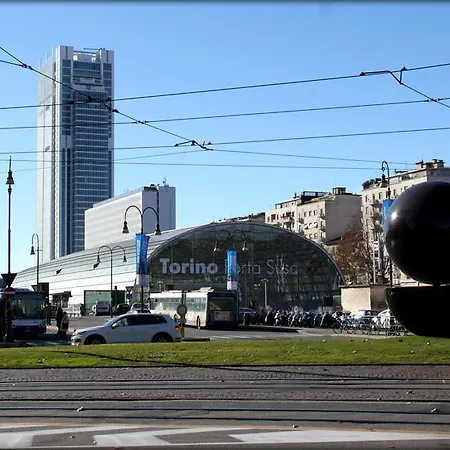 Yhome | Royal Vittorio アパート