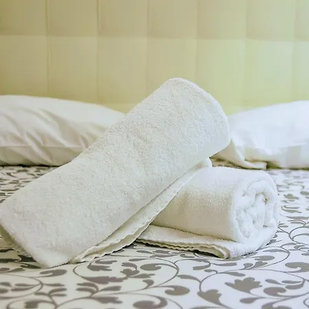 Yhome | Royal Vittorio