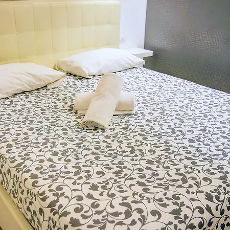 アパート Yhome | Royal Vittorio