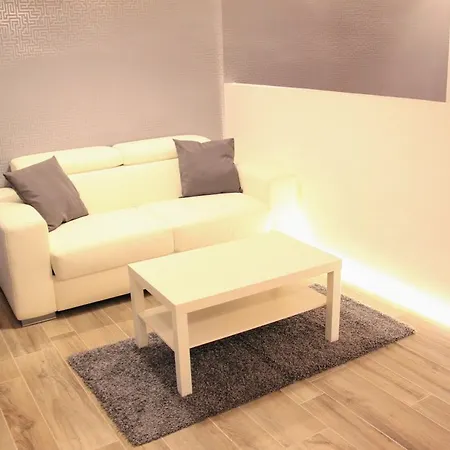 アパート Yhome | Royal Vittorio トリノ